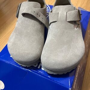 NWT Birkenstock suede London